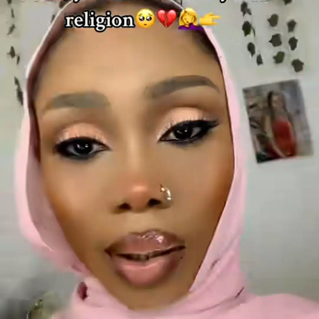 Nigerian lady posts controversial message from boyfriend criticizing her hijab use, sparks online discussion