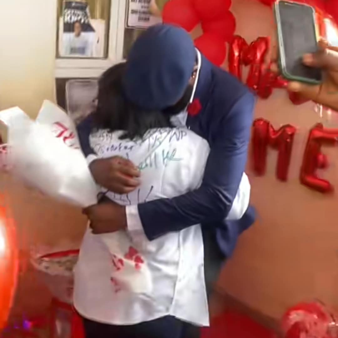 Nigerian man plans epic proposal for girlfriend on university sign-out day