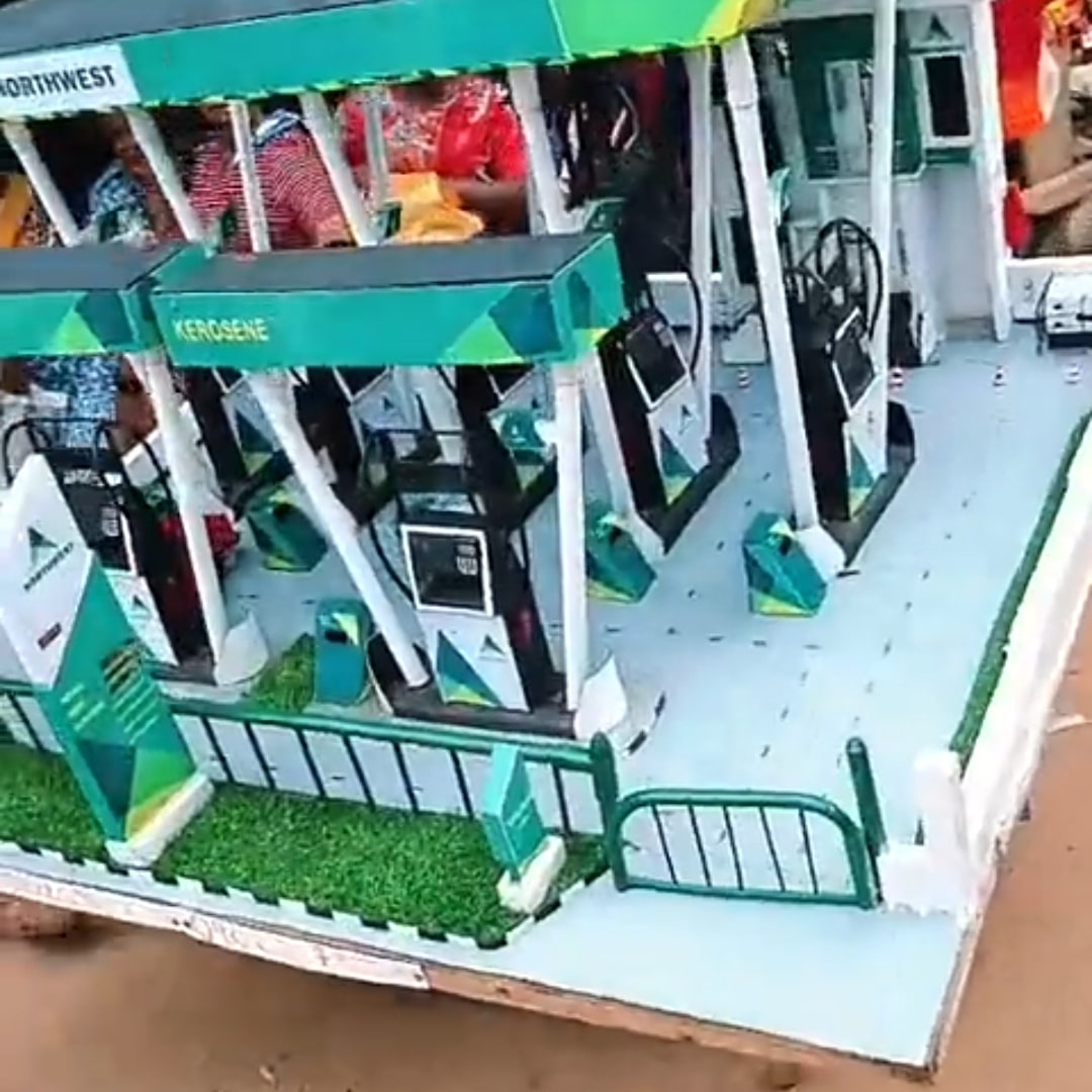 Nigerian man builds filling station from scratch using carton and hose