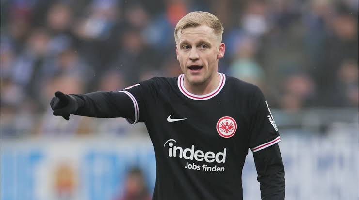 Donny van de Beek completes move to Girona from Manchester United