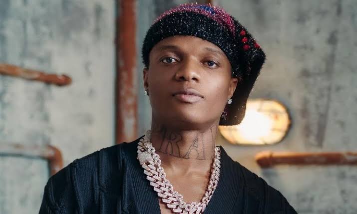 Nigerian lady knocks Wizkid online, labels him 'immature,' 'childish,' and a 'clout chaser'