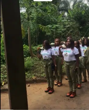 Corpers storm woman's house after POP to appreciate her for providing free water