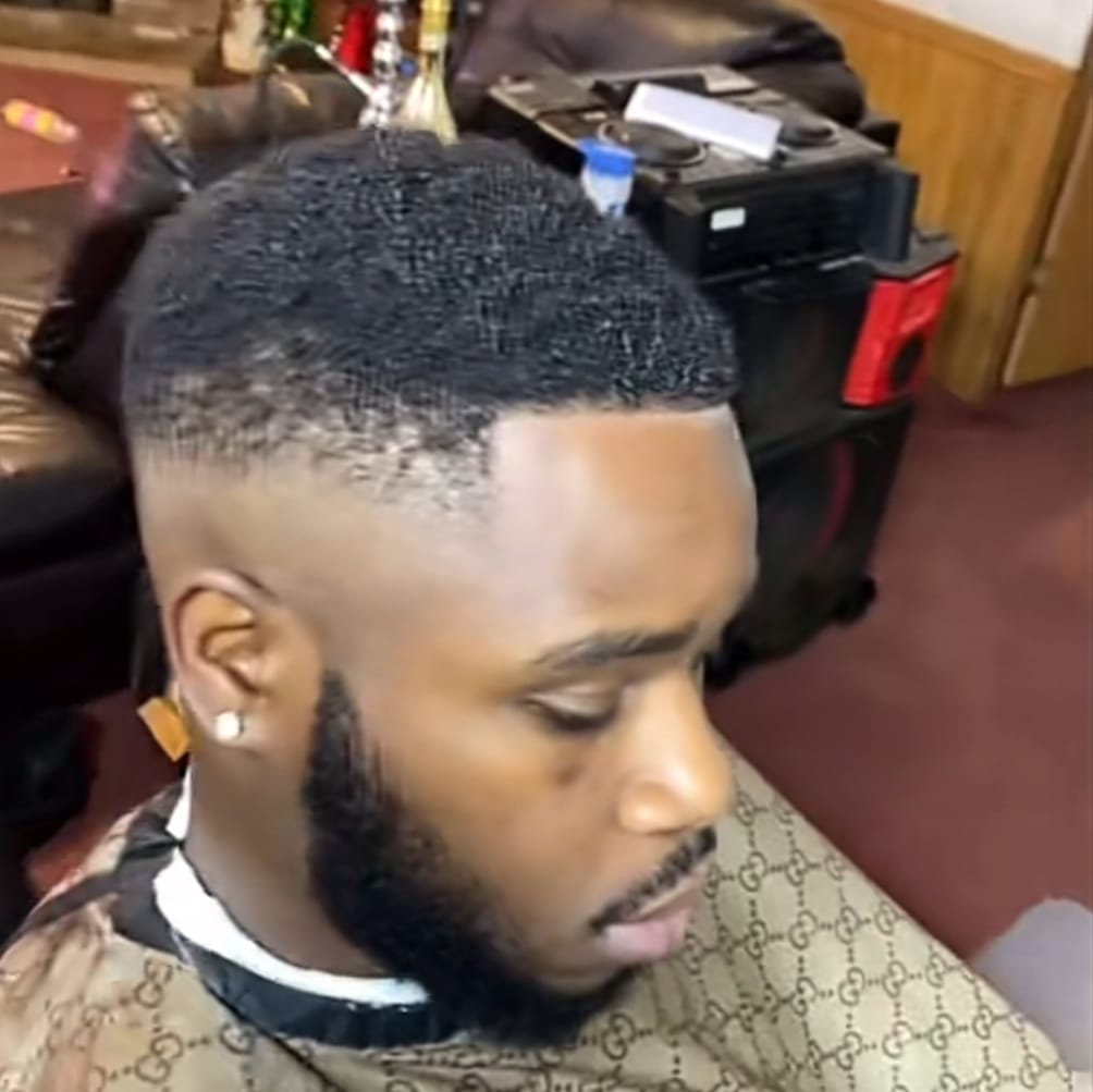 Barber shares video of first and last haircuts he gave to late brother; heartbreaking video trends