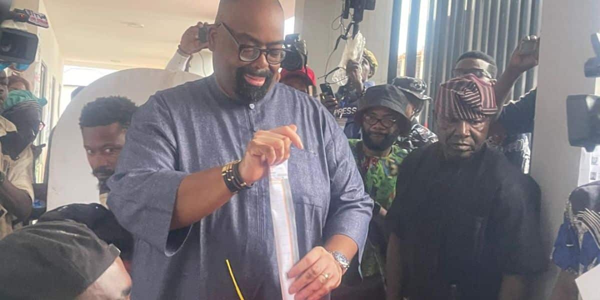 #EdoDecides2024: Labour Party governorship candidate Akpata casts his vote