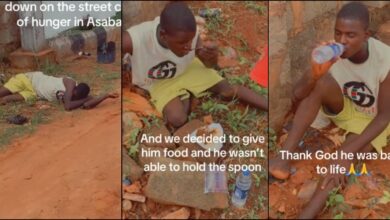 Man collapses on road due to hunger, good Samaritans help him with food