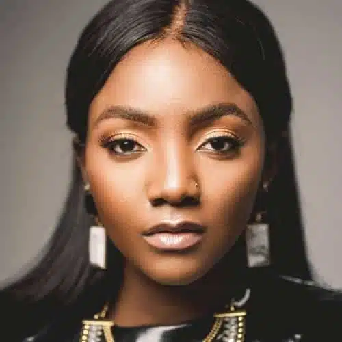 Simi opens up about her romantic proposal from Adekunle Gold just before she turned 30