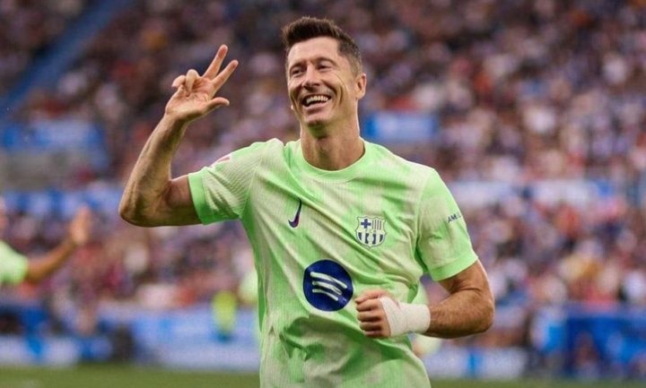 La Liga: Lewandowski bags hat-trick as Barcelona cruise to victory against Alaves