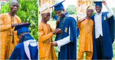 Student shares touching moment with father during university graduation