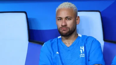 Neymar pays emotional tribute to late coach who discovered him