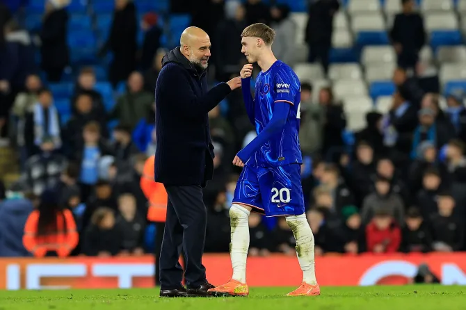 Neville slams Palmer for laughing with Guardiola after Chelsea's loss to Man City