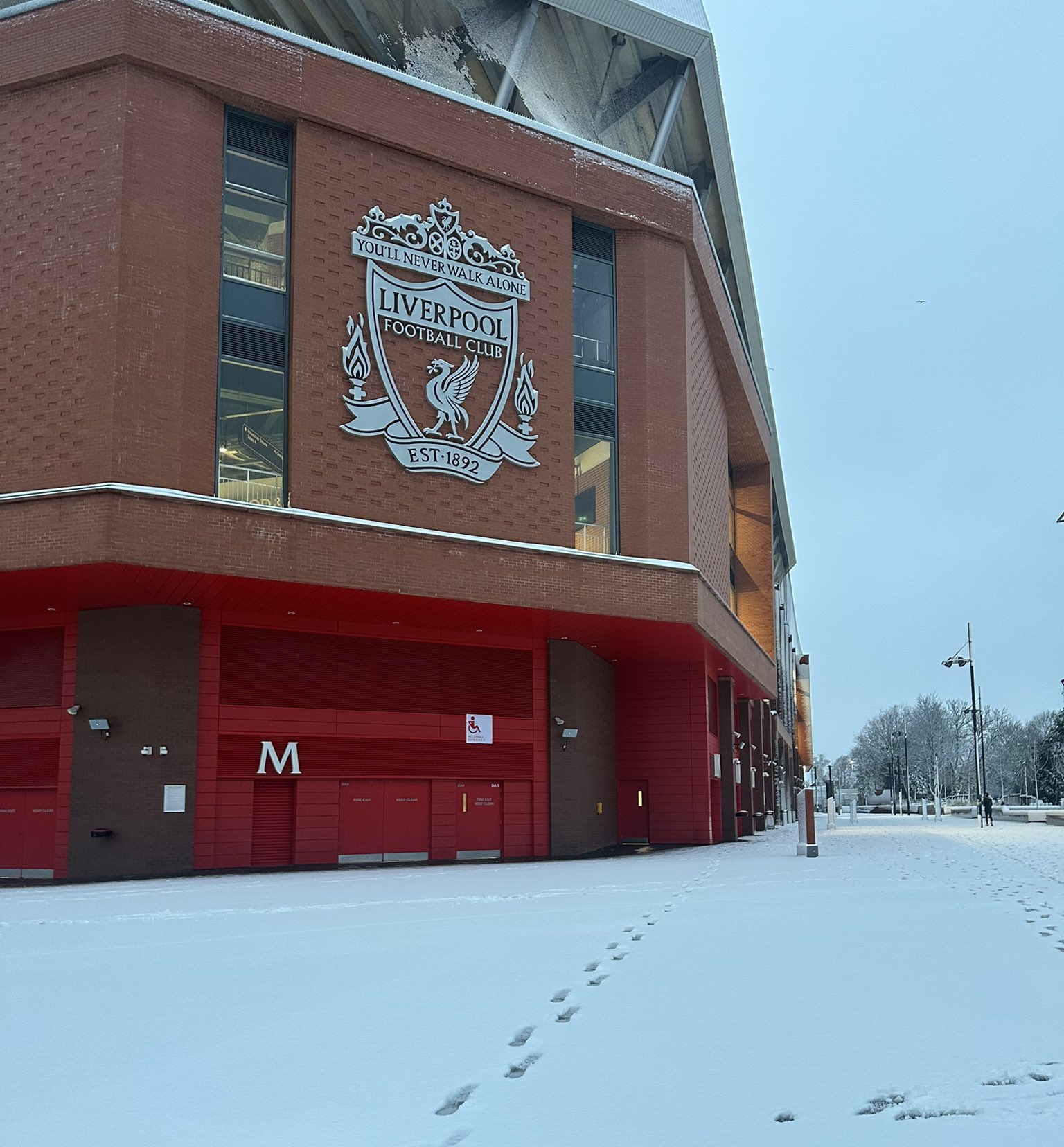 Confirmed: Liverpool vs Man United match to hold despite weather conditions