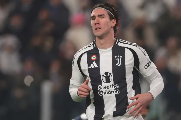 Transfer: Juventus propose Vlahovic-Zirkzee swap deal with Manchester United