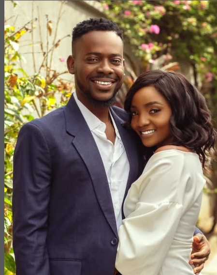 "Marry well o" - Adekunle Gold advises, shows off luxury wristwatch he received as birthday gift from wife, Simi