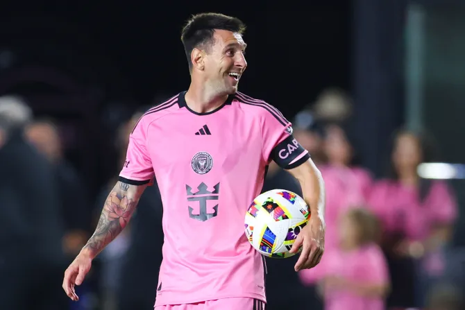 Messi scores first goal of 2025 as Inter Miami wins preseason match