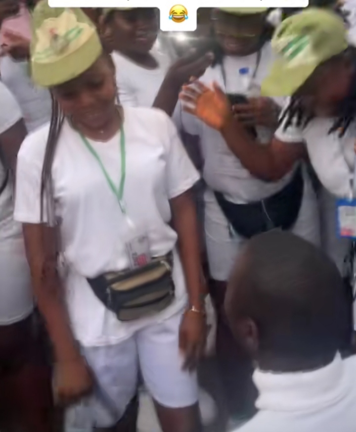 Drama as alleged Man O' War officer proposes to corper after 3 days