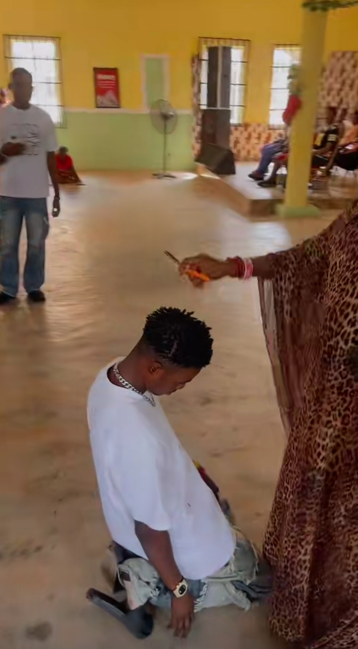 Drama as woman uses scissors to cut man's dreadlocks in church