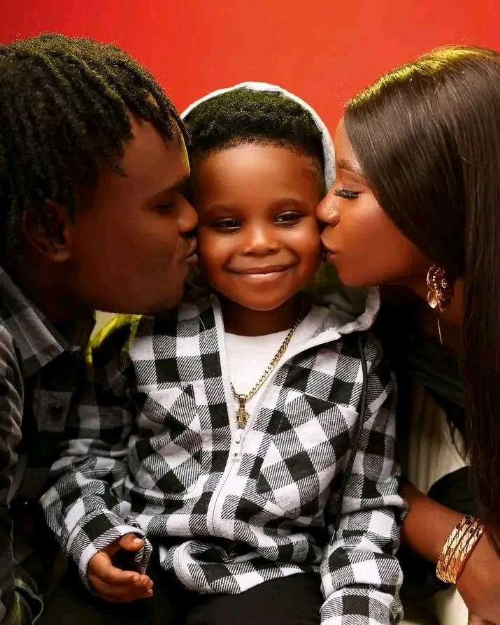 Oluwadollarz, Ife luv and their son 