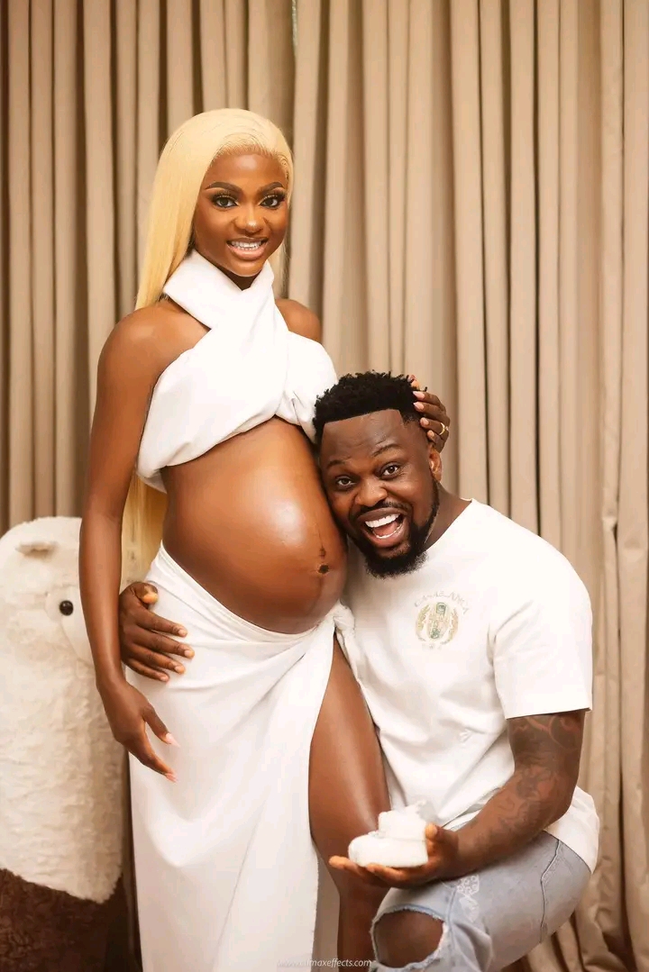 Egungun of Lagos, wife baby bump