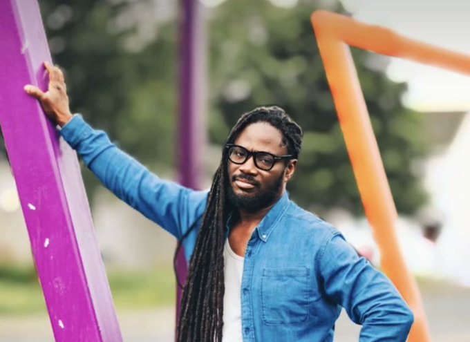 “Cut your beard before you ban dreadlocks” — Daddy Showkey tells Niger’s Governor Bago