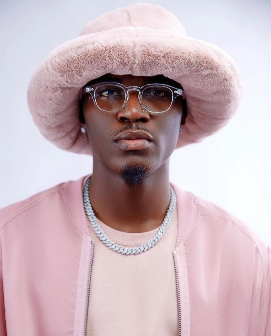 Spyro recounts how Davido and Mayorkun ignores him after 2018 collaboration